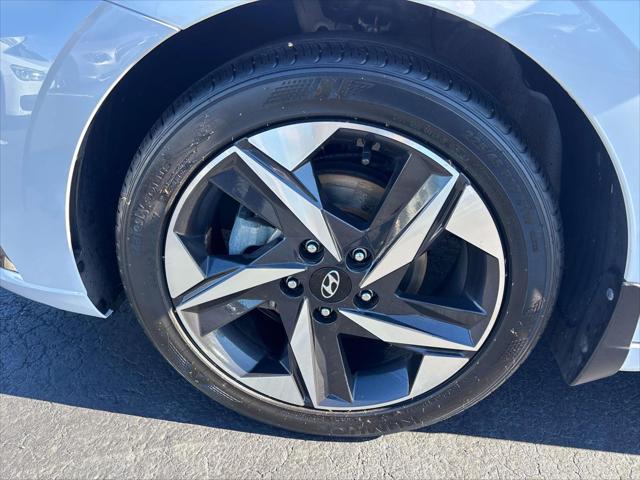 2021 Hyundai Elantra Limited