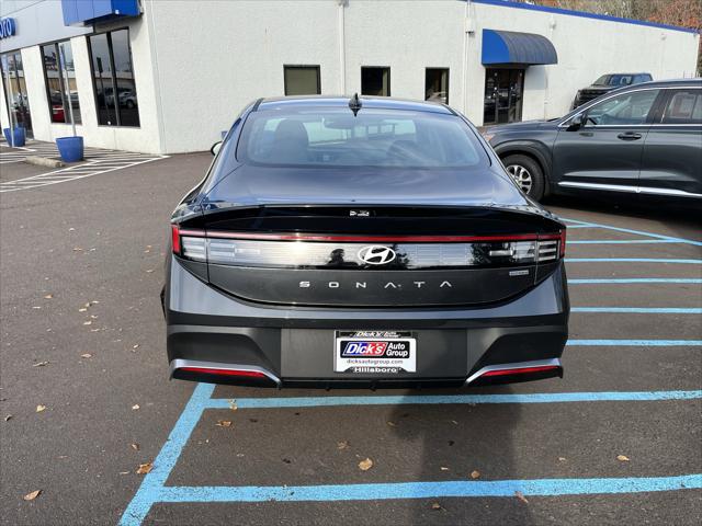 2026 Hyundai Sonata Hybrid Blue