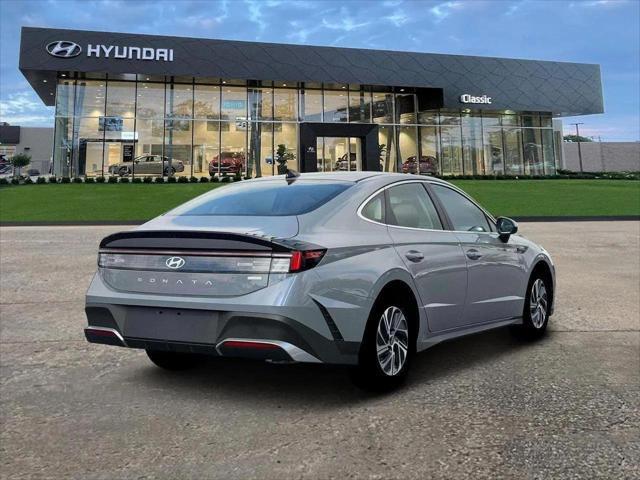 2026 Hyundai Sonata Hybrid Blue