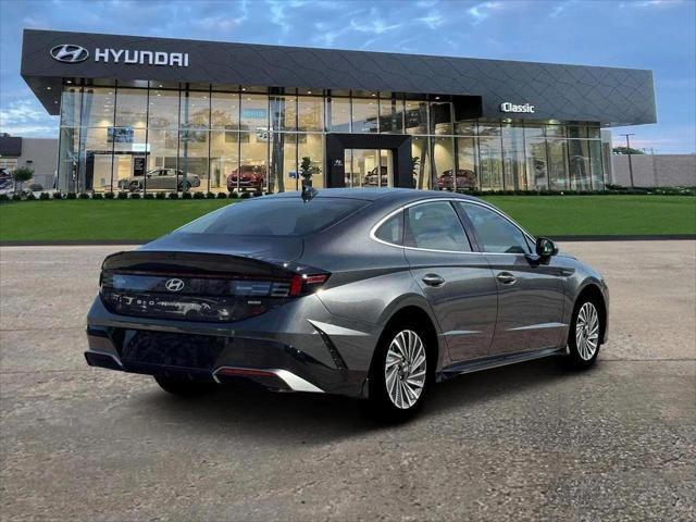 2026 Hyundai Sonata Hybrid SEL