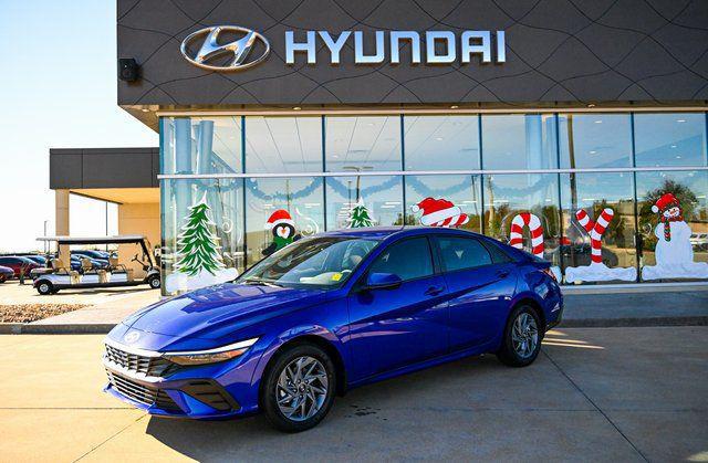 2026 Hyundai Elantra Hybrid Blue for sale in LAWTON, OK