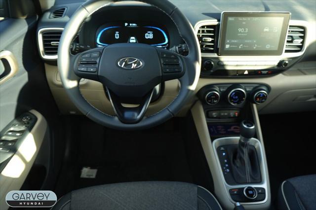 2026 Hyundai Venue SEL w/Two-Tone Roof