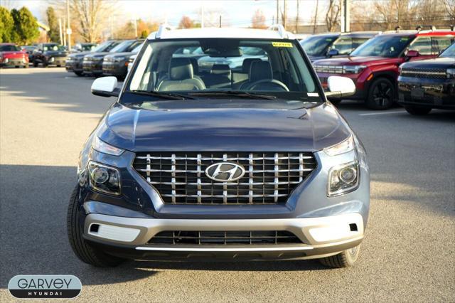 2026 Hyundai Venue SEL w/Two-Tone Roof