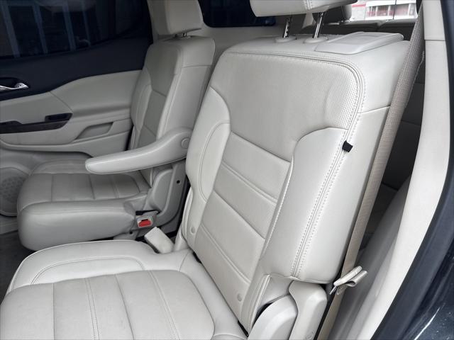 2021 GMC Acadia FWD Denali