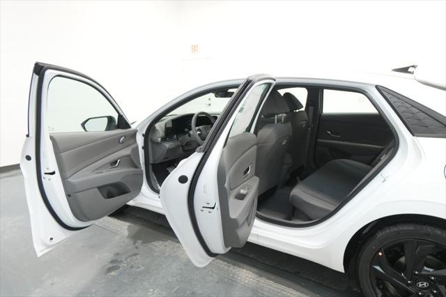 2026 Hyundai Elantra Hybrid SEL Sport