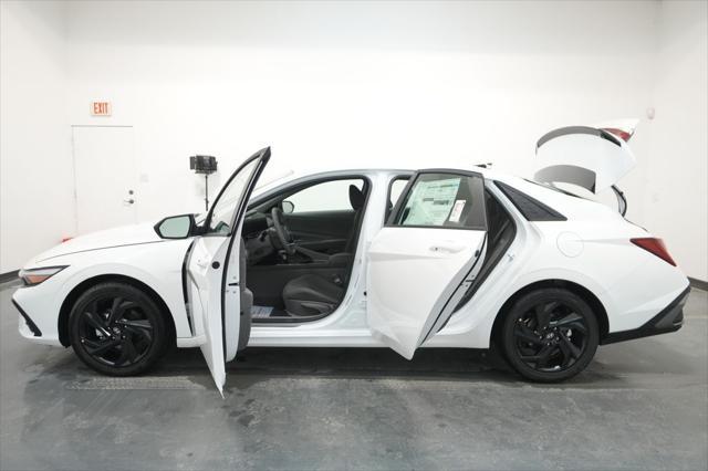 2026 Hyundai Elantra Hybrid SEL Sport