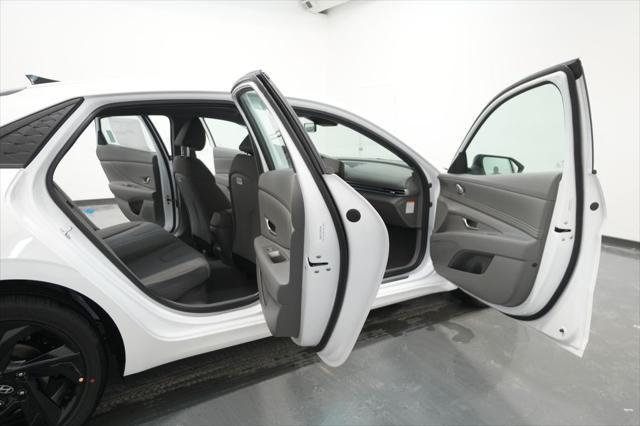 2026 Hyundai Elantra Hybrid SEL Sport
