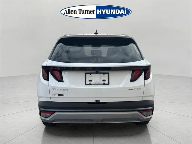 2026 Hyundai Tucson Hybrid SEL