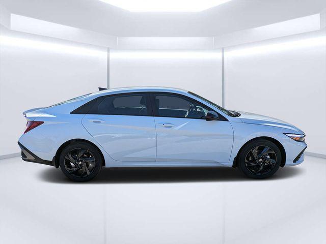 2026 Hyundai Elantra Hybrid SEL Sport