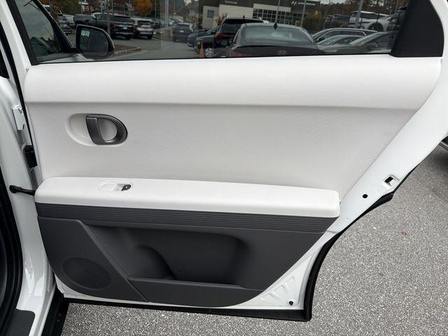 2026 Hyundai IONIQ 5 SE