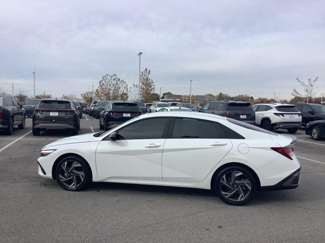 2025 Hyundai Elantra Hybrid SEL Sport
