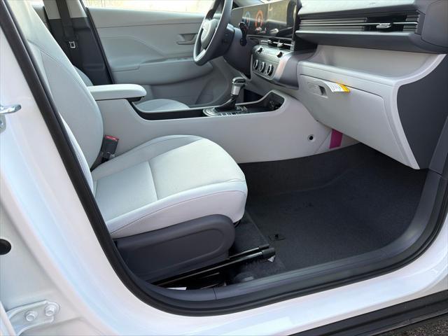 2026 Hyundai Kona SE