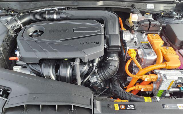 2026 Hyundai Sonata Hybrid SEL
