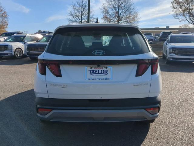 2026 Hyundai Tucson Hybrid Blue SE