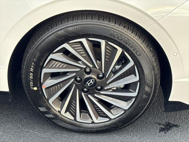 2026 Hyundai Sonata Hybrid Limited