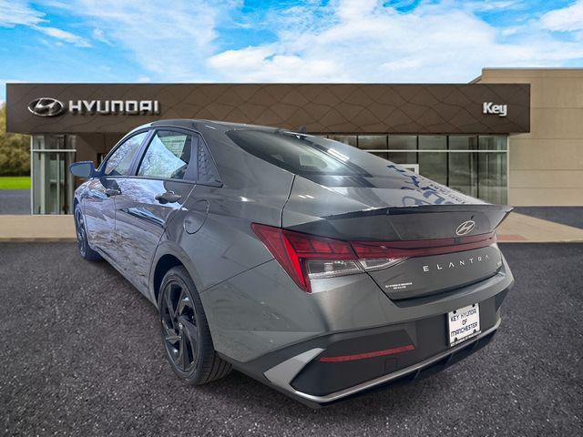 2026 Hyundai Elantra Hybrid SEL Sport