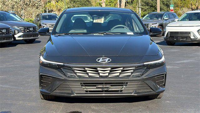 2025 Hyundai Elantra Hybrid SEL Sport