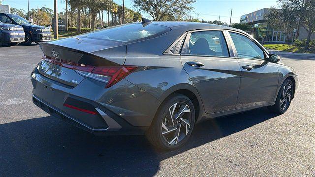 2025 Hyundai Elantra Hybrid SEL Sport