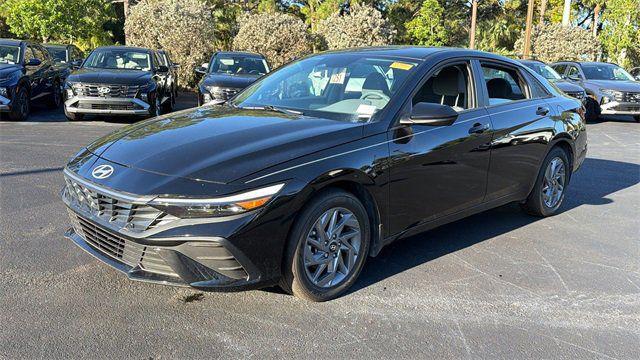 2025 Hyundai Elantra Hybrid Blue