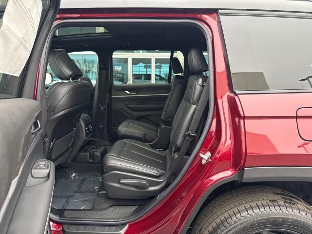2025 Jeep Grand Cherokee L Limited 4x4
