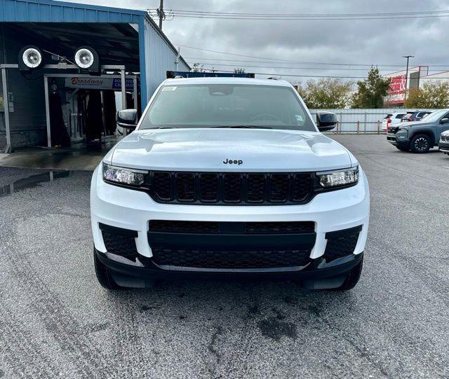 2025 Jeep Grand Cherokee GRAND CHEROKEE L ALTITUDE X 4X2