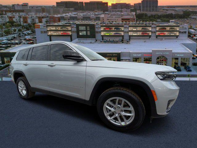 2025 Jeep Grand Cherokee GRAND CHEROKEE L LAREDO 4X2