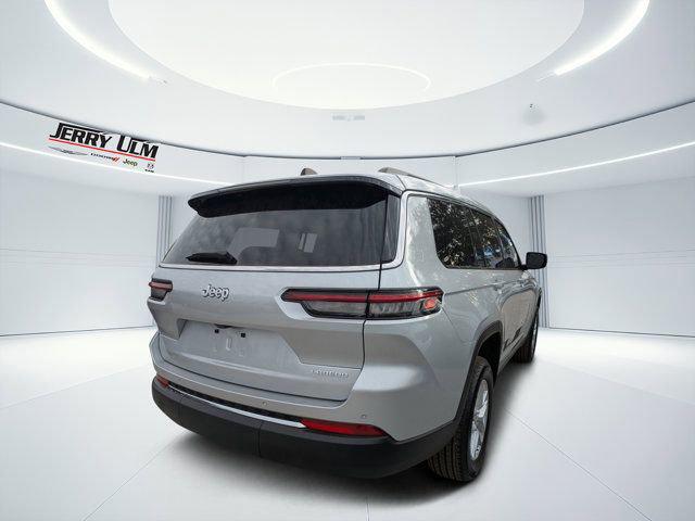 2025 Jeep Grand Cherokee GRAND CHEROKEE L LAREDO 4X2