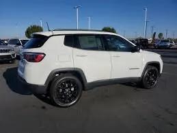 2026 Jeep Compass COMPASS LATITUDE 4X4