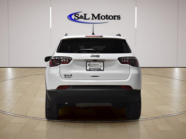 2026 Jeep Compass Latitude Altitude