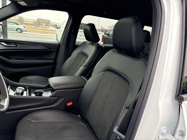 2025 Jeep Grand Cherokee Altitude X 4x4
