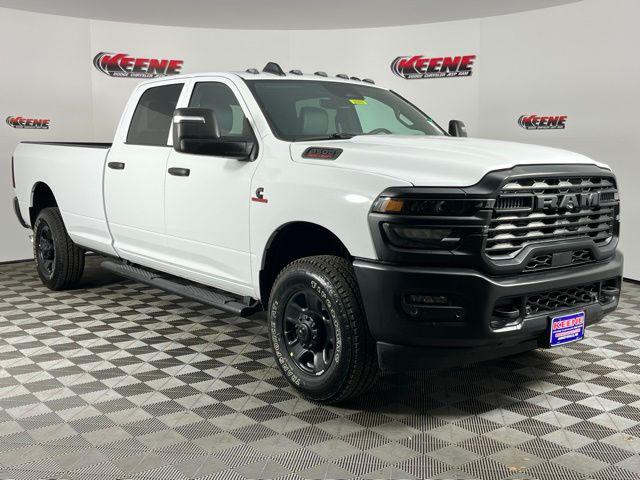 2026 RAM Ram 3500 RAM 3500 TRADESMAN CREW CAB 4X4 8 BOX