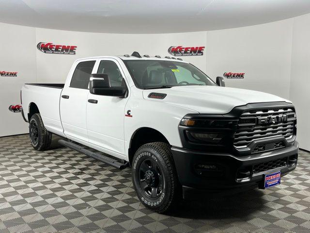2026 RAM Ram 3500 RAM 3500 TRADESMAN CREW CAB 4X4 8 BOX