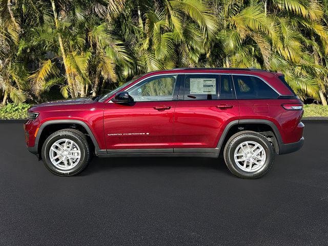 2025 Jeep Grand Cherokee GRAND CHEROKEE LAREDO X 4X2