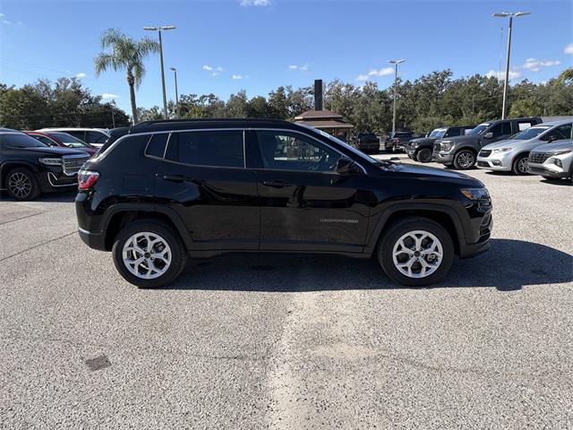 2026 Jeep Compass COMPASS LATITUDE 4X4