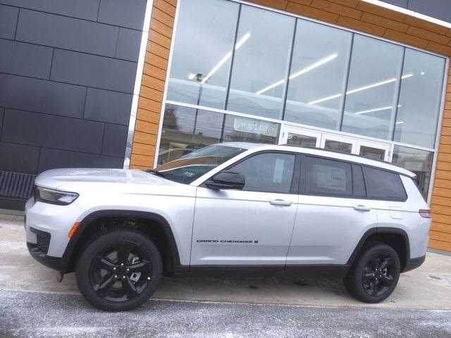 2025 Jeep Grand Cherokee GRAND CHEROKEE L ALTITUDE X 4X4