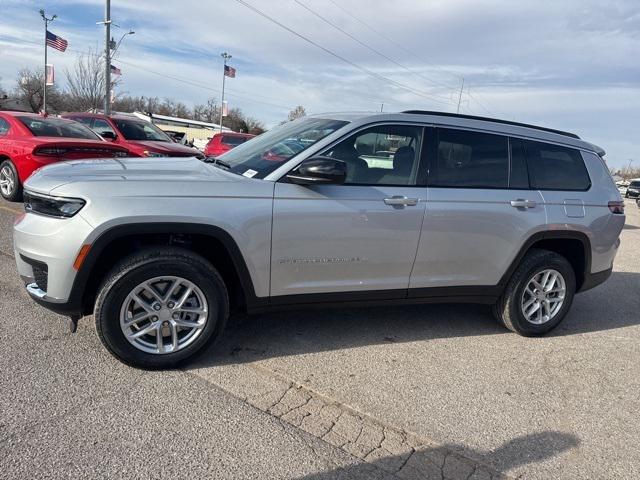 2025 Jeep Grand Cherokee GRAND CHEROKEE L LAREDO 4X2