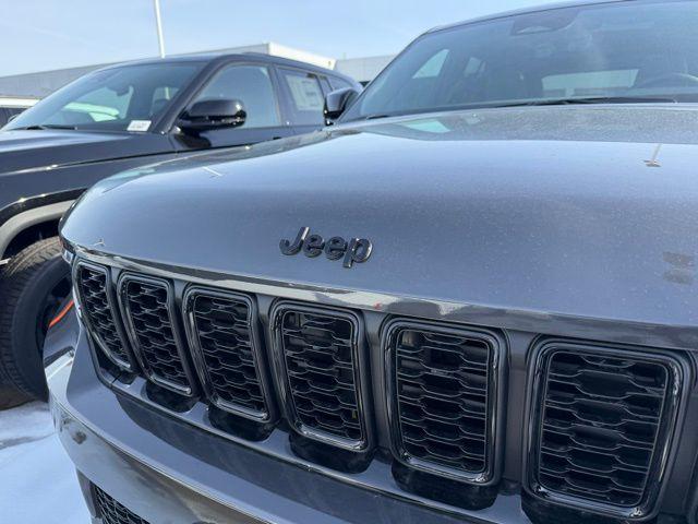 2025 Jeep Grand Cherokee GRAND CHEROKEE LIMITED 4X4 2025 Jeep Grand Cherokee GRAND CHEROKEE LIMITED 4X4