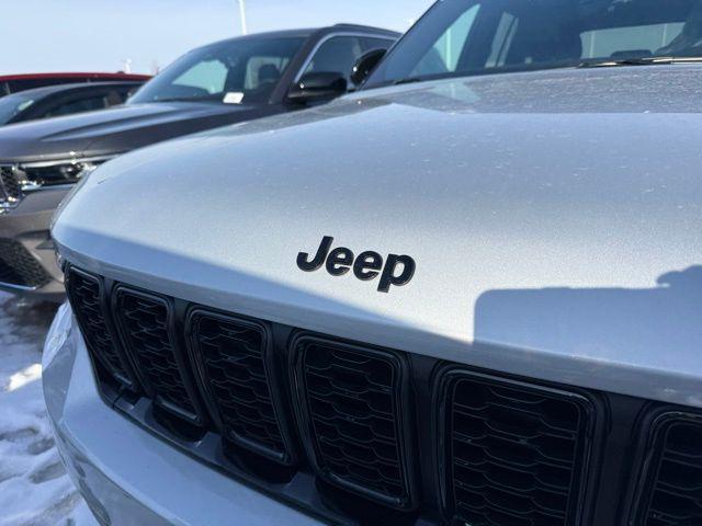 2025 Jeep Grand Cherokee GRAND CHEROKEE LIMITED 4X4 2025 Jeep Grand Cherokee GRAND CHEROKEE LIMITED 4X4