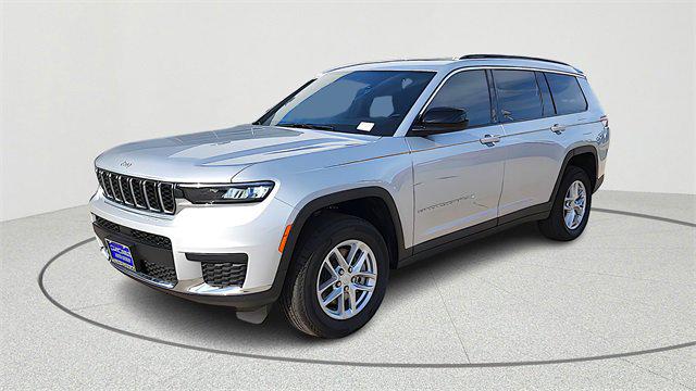 2025 Jeep Grand Cherokee GRAND CHEROKEE L LAREDO X 4X2