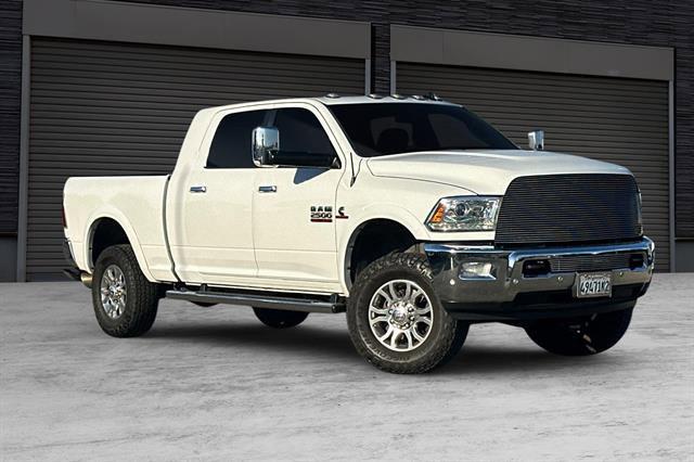 2018 RAM 2500 Laramie Mega Cab 4x4 64 Box 2018 RAM 2500 Laramie Mega Cab 4x4 64 Box