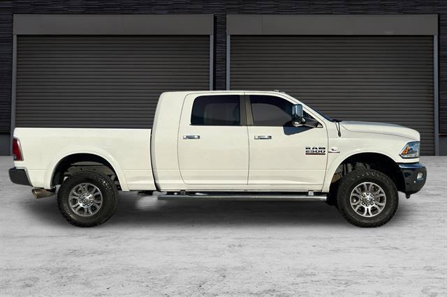 2018 RAM 2500 Laramie Mega Cab 4x4 64 Box 2018 RAM 2500 Laramie Mega Cab 4x4 64 Box