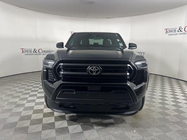 2024 Toyota Tacoma SR 2024 Toyota Tacoma SR