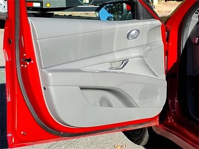 2023 Hyundai Elantra SEL 2023 Hyundai Elantra SEL