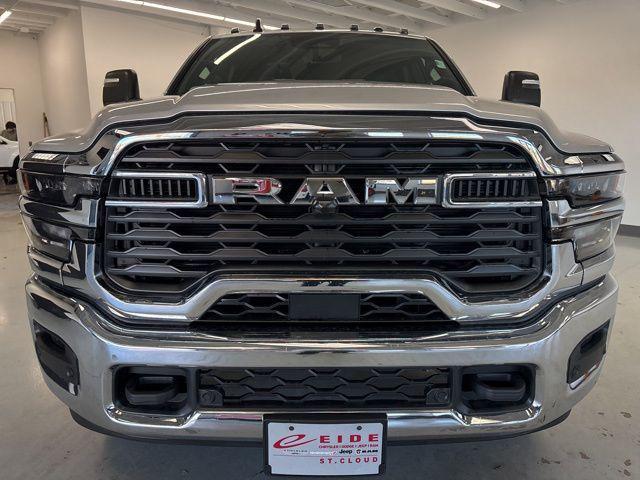 2026 RAM Ram 2500 RAM 2500 TRADESMAN CREW CAB 4X4 64 BOX