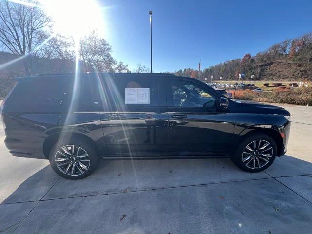 2024 Cadillac Escalade ESV 4WD Sport Platinum 2024 Cadillac Escalade ESV 4WD Sport Platinum