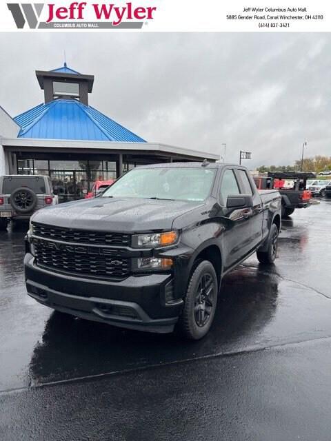 2020 Chevrolet Silverado 1500 4WD Double Cab Standard Bed Custom 2020 Chevrolet Silverado 1500 4WD Double Cab Standard Bed Custom