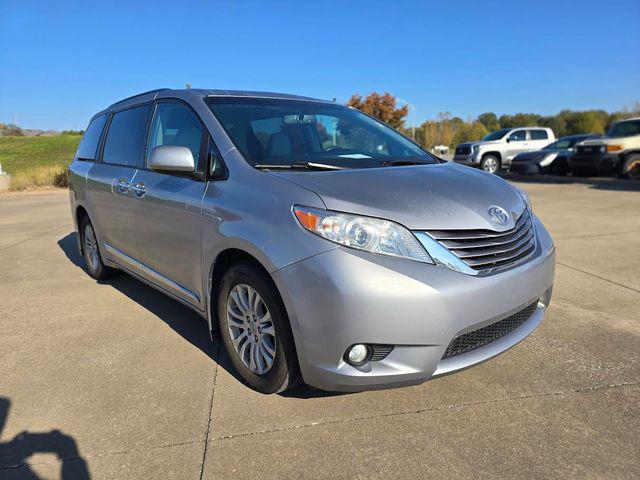 2017 Toyota Sienna L 2017 Toyota Sienna L