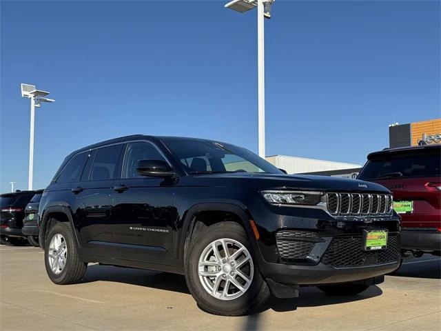 2025 Jeep Grand Cherokee Laredo X 4x2