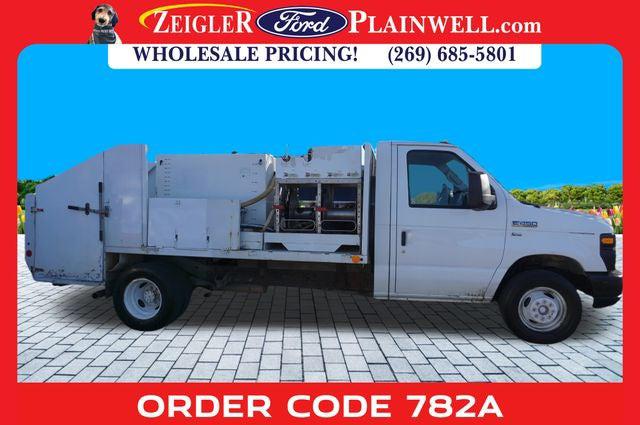 2011 Ford E-450 Cutaway Base 2011 Ford E-450 Cutaway Base