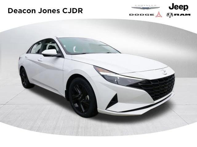 2023 Hyundai Elantra SEL 2023 Hyundai Elantra SEL